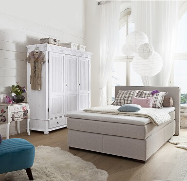 Möbel GUNST- Wohnwelten - Schlafzimmer
Kleiderscrhank im Landhausstil