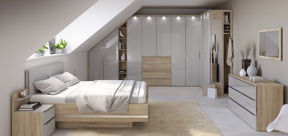 Möbel GUNST- Wohnwelten - Schlafzimmer
Passgeneuer Kleiderschrank unter einer Dachschräge - so wird jeder Staurum klug genutzt.