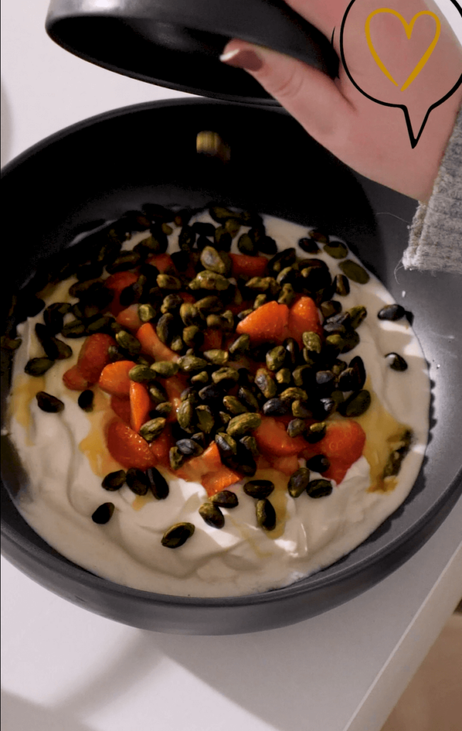 GUNST-Blog - Frozen Yoghurt Bars - Repzetschritt 2: alle Zutaten miteinander vermischen. 